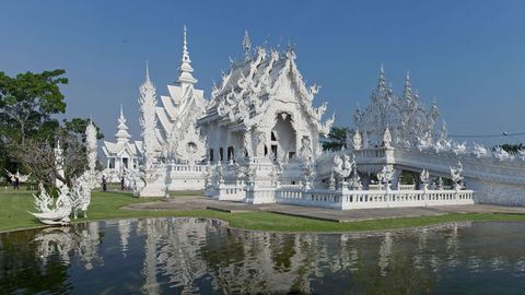 Explore The Timeless Beauty Of Thailand’s Most Famous Temples